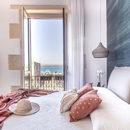 La Gorgone Ortigia Suites Сиракуза Екстериор снимка